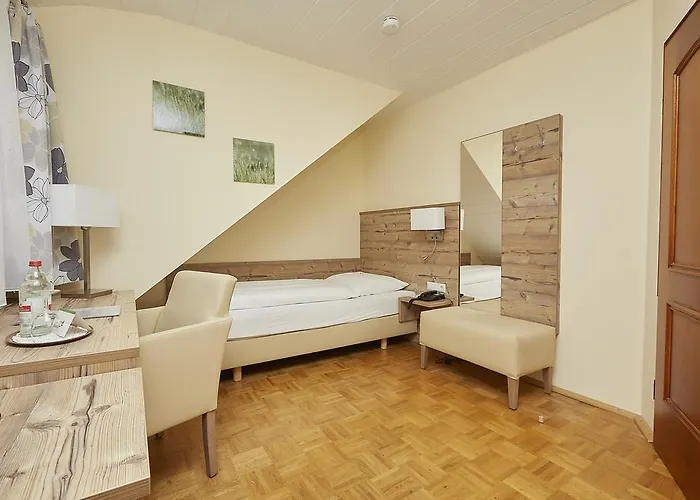 ゲストハウス Roessle